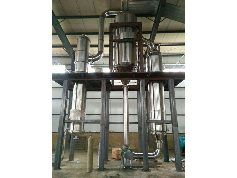 1.3T/h氯化钠单效强制循环蒸发器
